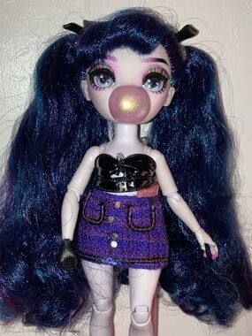 Shadow high veronica storms